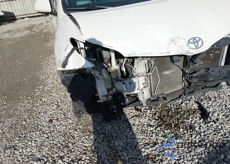 2015 Toyota Sienna Xle Premium 8 Passenger из США, поврежденный, VIN 5TDYK3DCXFS594010